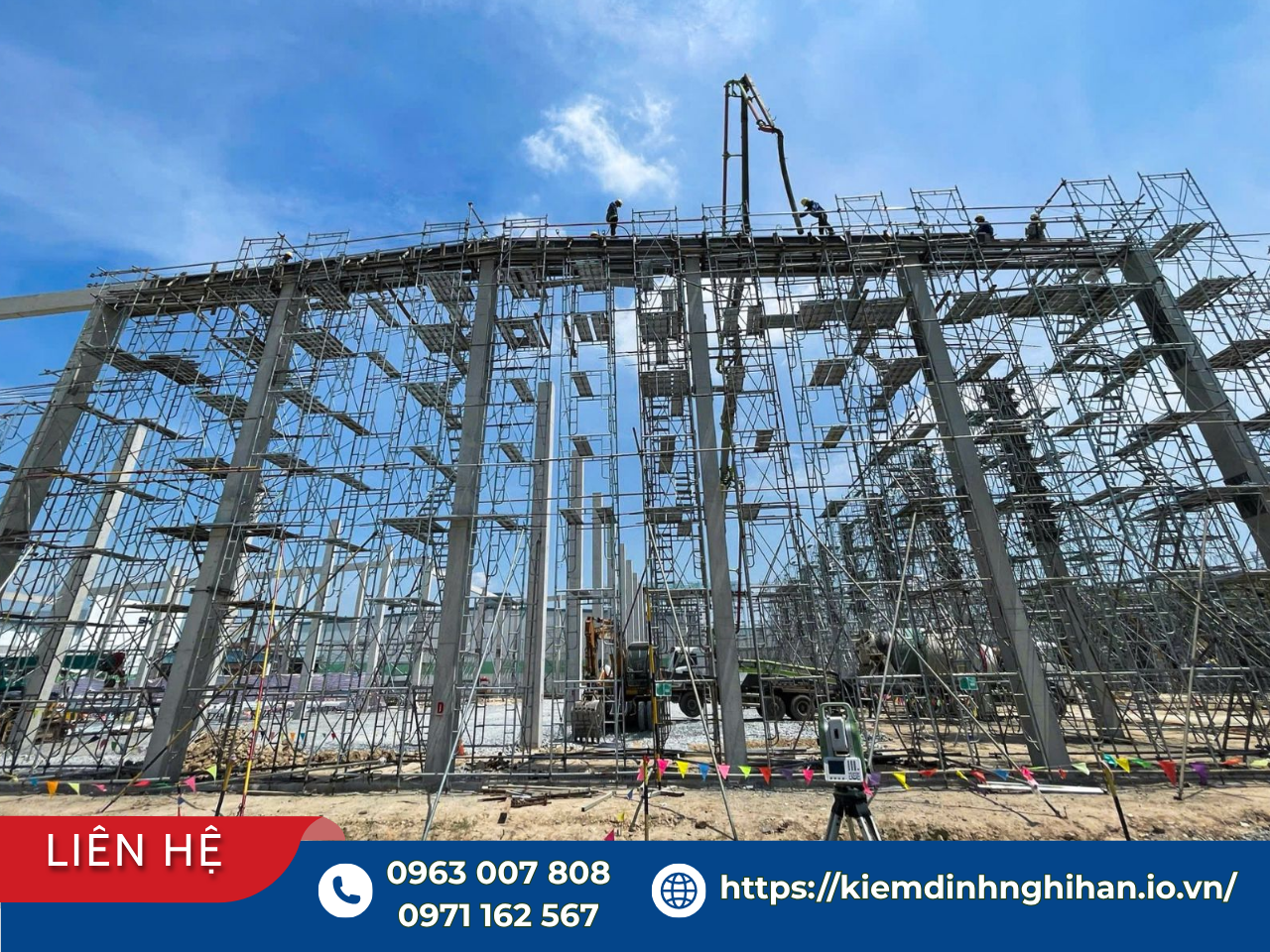 Thi công dàn giáo và kiểm định kết cấu khung bê tông cốt thép nhà xưởng phục vụ đánh giá thử tải tĩnh và thử tải động