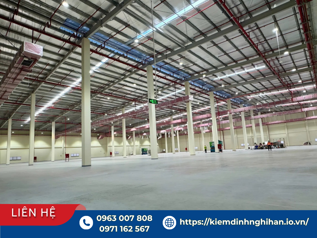 Không gian bên trong nhà xưởng rộng lớn cần áp dụng phương pháp thử tải tĩnh và động cho kết cấu nhà xưởng trước khi đưa thiết bị vào vận hành